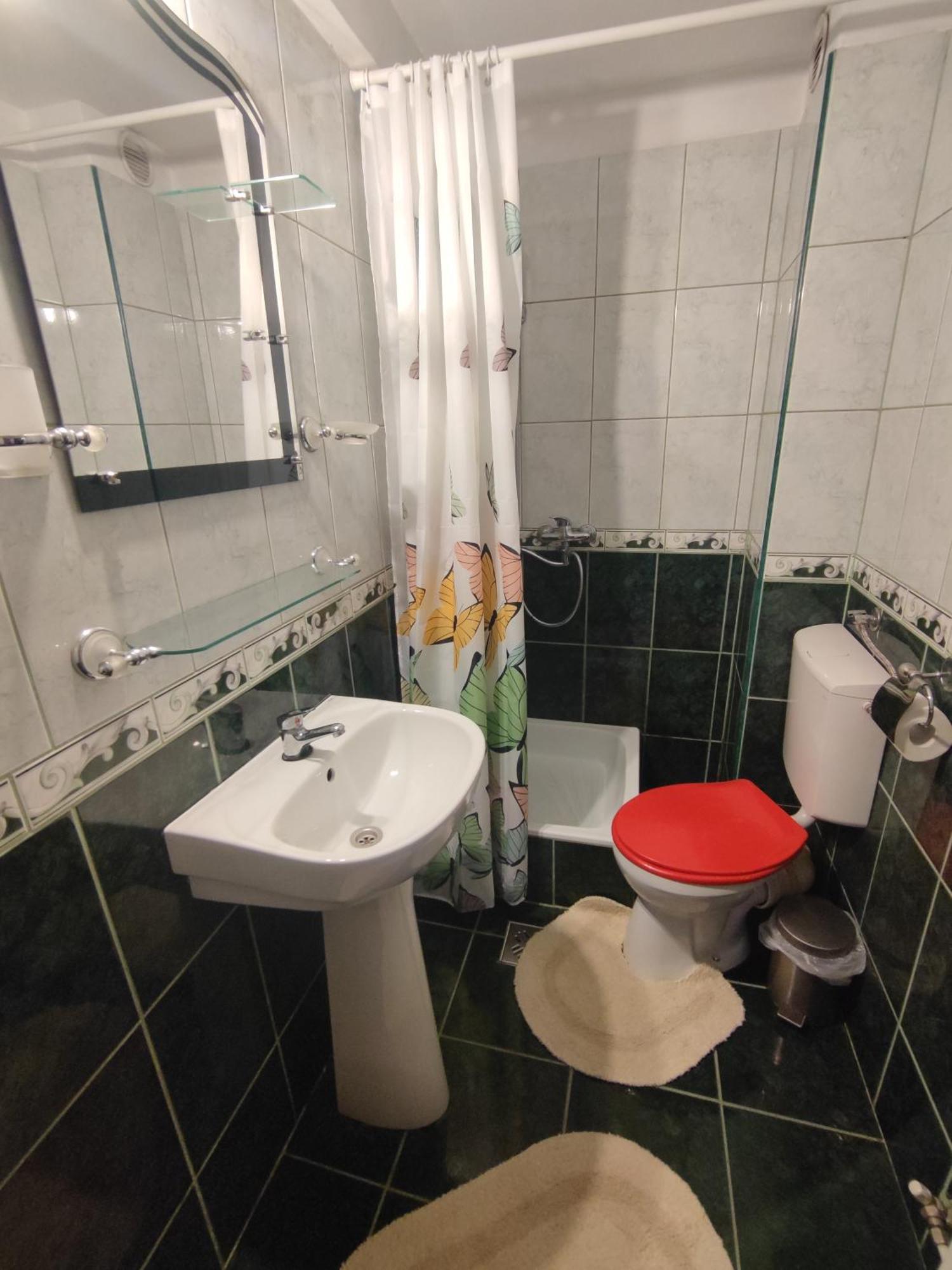 Camere De Inchiriat Edelweiss Dumbrava Roşie Eksteriør billede